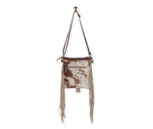 Load image into Gallery viewer, EUNOIA LEATHER &amp; HAIRON BAG MYRA BAG 4•3•7•9
