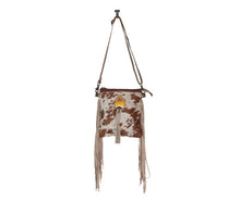 Load image into Gallery viewer, EUNOIA LEATHER &amp; HAIRON BAG MYRA BAG 4•3•7•9
