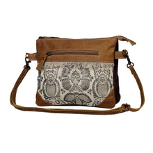 Load image into Gallery viewer, 2•6•0•0 NIFTY SMALL &amp; CROSS BODY BAG MYRA BAG
